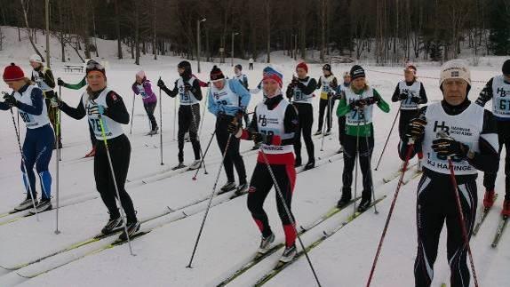Tjejerna i damlaget i klass D40+, Kicki Johnsen och Åsa Larson, var tuffast och satsade på ren kallvalla.
