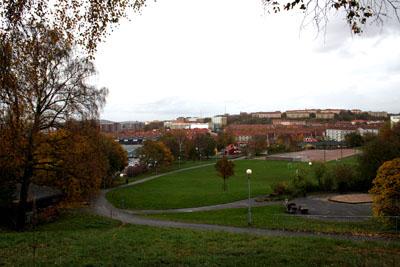 Fotot visar Kungsladugårds ängar från dagens Sandarna.