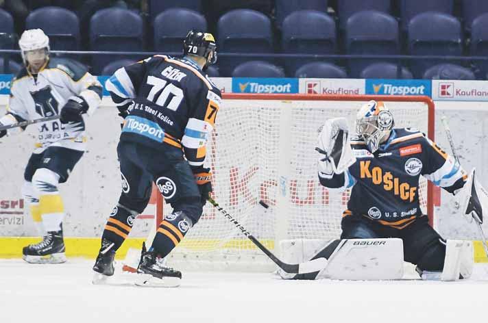 HOKEJ 17 19. KOLO NAJVYŠŠEJ HOKEJOVEJ SÚŤAŽE: MAC vyprášil Košice - Košičania nastúpili na súboj proti MAC Budapešť bez Netíka so Spilarom, ktorých tréneri vyradili zo zostavy.