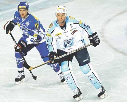 www.sport.sk HOKEJ 27 ZAUJALO NÁS V HOKEJOVEJ EXTRALIGE ZAUJALO NÁS V HOKEJOVEJ EXTRALIGE Minulý rok ste mali podobnú skvelú sériu bez gólu v Liberci, bola náročnejšia ako terajšia košická?