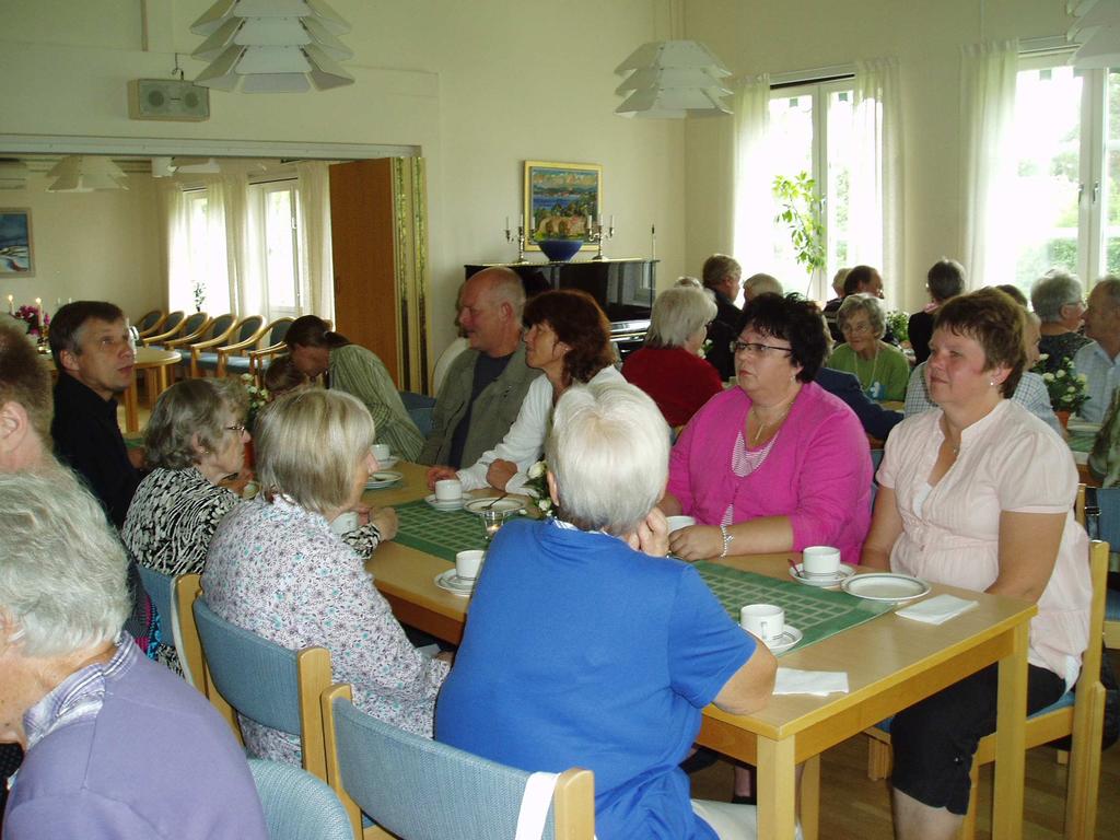 Söndagen den 21 augusti 2011, var det ett stormöte i församlingshemmet angående sammanslagning mellan Lysvik Sunne pastorat. Det har varit stort engagemang från församlingsbor.