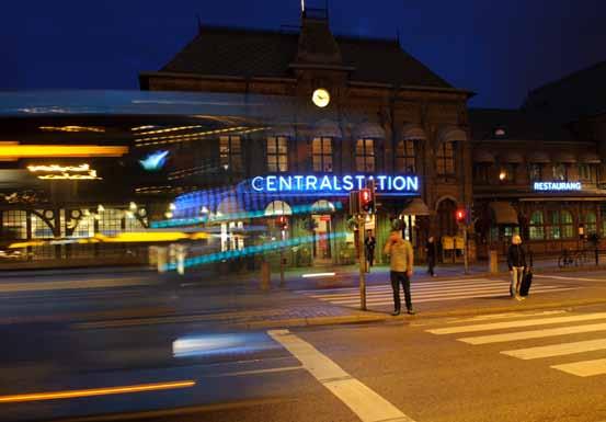 Resmönster Invånarna i Göteborgsregionen gör i snitt 3,5 resor per vardag och 3,1 resor på helgdagarna. Det är på samma nivå som 1989 och 2005.