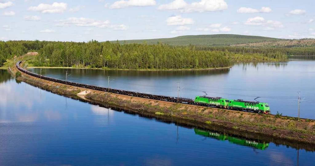 Svensk industri är beroende av en väl fungerande infrastruktur Svensk råvarubaserad spetsindustri, däribland stålindustrin, är satt under hård press på en global marknad som karaktäriseras av