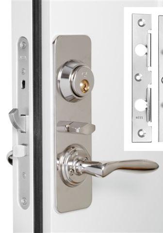 I karmen monteras också säkerhetsslutbleck. Spanjoletten/dörren ska även förses med låsbart handtag. Tvåfunktionslås Dörrlås som kan spärras på två olika sätt.