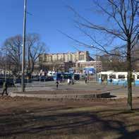 Gångstråken över Haga Kyrkoplan (Haga Nygata Vasagatan samt Haga Nygata Bellmansgatan) fyller en funktion som genomfart mellan Haga och Vasastaden.