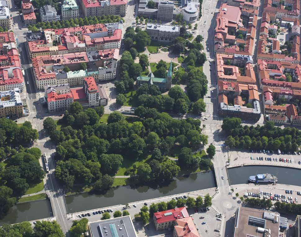 Fördjupad kulturmiljöbeskrivning Sammanhållen parkmiljö Nya Allén och Kungsparken har stora upplevelsemässiga värden och grönstråket som skapades utmed Vallgraven är ett av de mest framträdande