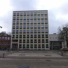 Haga Kyrkoplan markerar gränsen mellan den borgerliga stenstadsbebyggelsen i Vasastaden i öst (delområde C) och den småskaliga arbetarbebyggelsen i Haga i väst (delområde