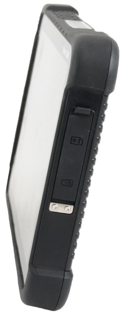 Statuslampa för ström/batteri 13. Micro-USB 6. Kamera på baksida 14. USB 2.0 7. Högtalare 15.