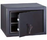 700 kr/st Safetybox: Eurolite FS10 Storlek 275x325x325 (Inner 200x250x225).