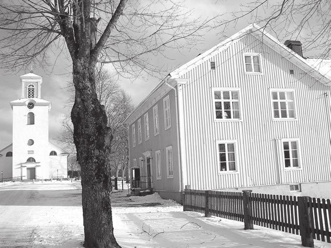 Vad händer med församlingshemmet? Text: Frida Kongstad Foto: Poul Kongstad Gårdsby Sockenråd Sågs i vimlet Foto: Kyung-Ran Lee Sommaren är här.