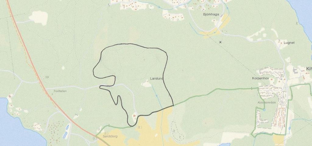 Beskrivning av området Det inventerade området är beläget cirka 1 mil nordväst om Södertälje centrum, i Västertälje socken i Södertälje kommun, längs vägen mot Enhörna och strax norr om det kommunala
