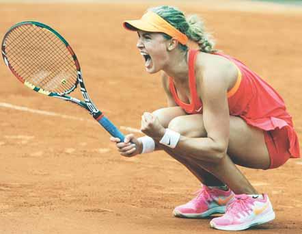 4 TENIS streda 4. 6. 2014 Zverenec trénerov Borisa Beckera a Mariána Vajdu včera potvrdil úlohu favorita proti Kanaďanovi Milosovi Raonicovi a zvíťazil 7:5, 7:6 (5), 6:4.