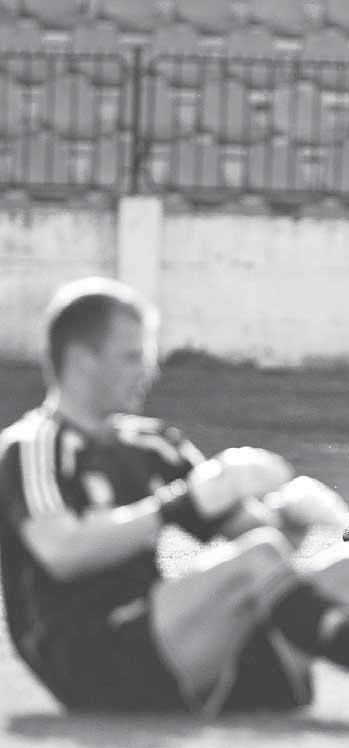 8 FUTBAL streda 4. 6. 2014 DESAŤ OTÁZOK A ODPOVEDÍ PO SKONČENÍ SEZÓNY 2013/2014 Zmeniť treba očakávania a nešpiniť si do krpcov BOL SLOVAN NAJLEPŠÍ? 1 Jednoznačne bol.