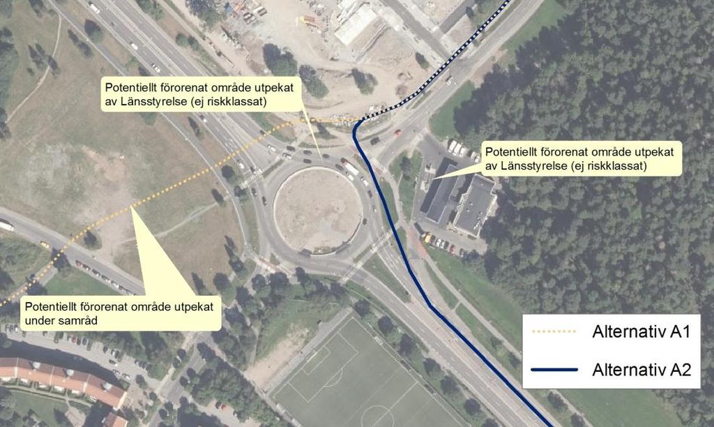 Figur 3. Utpekade potentiella förorenade områden vid korsningen Råckstavägen / Bergslagsvägen.