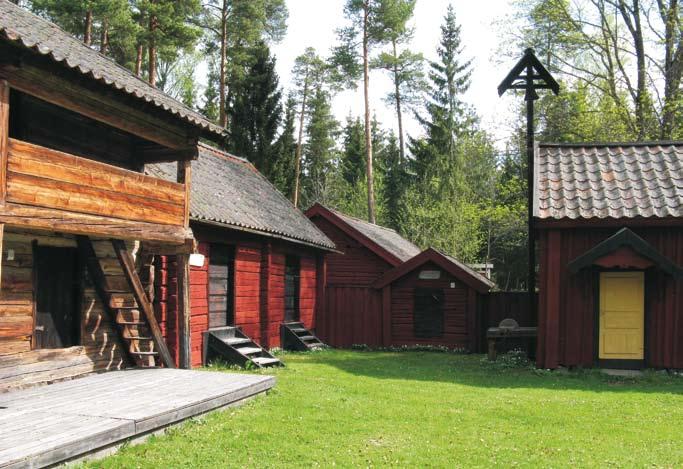 Östervåla Hembygdsgård. Foto: Steve Dahlfors. stora produktiva period är 1800-1830, då han målade i de ståtliga gårdarna i Östervåla.