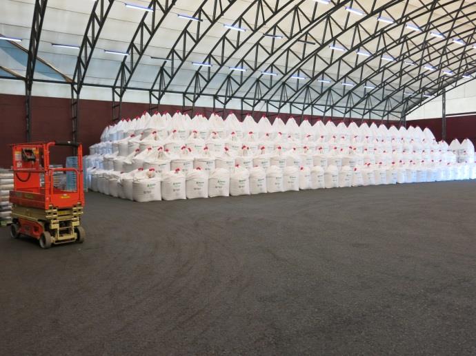 Bland annat lignin som packas i 600 kg säckar.