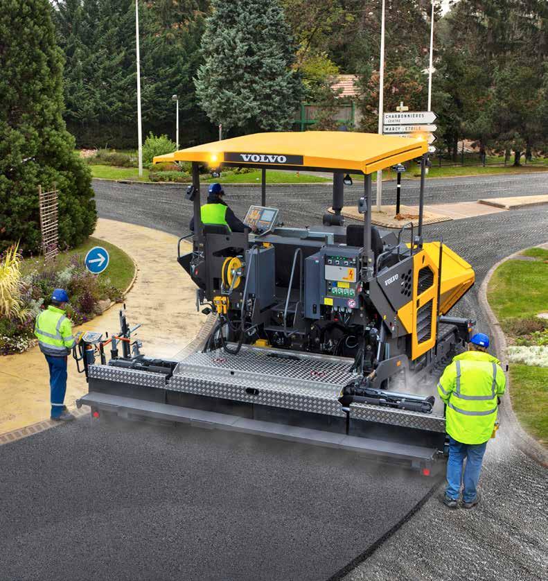 Exakt styrning Den enkla, smidiga reglaget på kontrollpanelen gör att det elhydrauliska systemet kan leverera oslagbar läggningskontroll för smidig