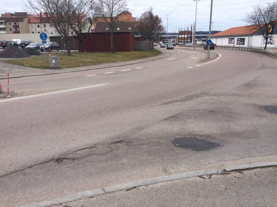 Ludvika Kommun Planbeskrivning Genomfart: Korsning Kajvägen - Bergslagsgatan 4(13) 1 Handlingar Detaljplanen består av: Plankarta med bestämmelser Plankarta med bestämmelser Planbeskrivning (denna