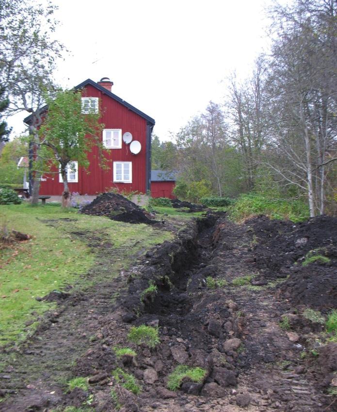 Stiftelsen Kulturmiljövård Rapport 2012:36 Färsknings- och masugnsslagg i Ombenning Arkeologisk förundersökning