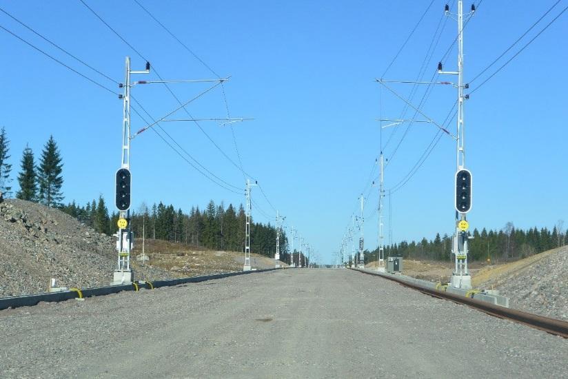 Entreprenad 4, Dsp för godsstråket i Hallsberg Mini fakta - Jordschakt ca 45.000 m3 där av ca 15.000 m3 bedöms förorenat - Fyll ca 15.000 m3, mesta i bullervall mot V.a Storgatan - Underballast ca 25.