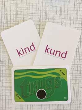 I kortspelen Gissa, Matcha och Plocka kan läsaren fokusera på ordens struktur. Den viktiga lästekniska mängdträningen blir rolig och effektiv när man spelar kort.