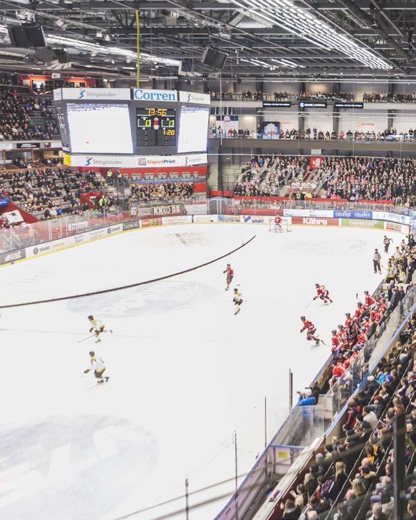 12 13 Ny mediakub i Saab Arena! Mitt i Saab Arena, i allas blickfång, hänger Mediakuben som får ett helt nytt utseende till säsongen 17/18.