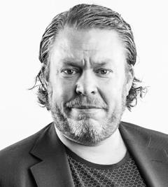 Jonas Sohtell, David Söderlund, Martin Engström och Pär Wallin ESSIQ AB Jonas, David, Martin och Pär är kvartetten bakom företaget ESSIQ.