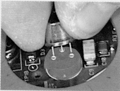 Insättning och byte av sensorn Vid leverans av TEK-Mate är sensorn separat förpackad. Sensorn måste sättas i TEK-Maten innan instrumentet kan tas i bruk.
