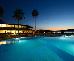 174 ITALIA Sardinia Florida 3 Corte Rosada 4 MIC DEJUN MIC DEJUN Situat intr-o pozitie panoramica în golful Alghero, hotelul Florida va asteapta pentru o vacanta de neuitat.