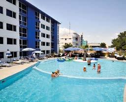 Hotel Parc 4 MIC DEJUN ŞI BONURI VALORICE 40 LEI Este situat în Constanţa, la mai puţin de 100 de metri de plajă şi oferă camere cu balcon.