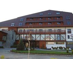 Azuga Bran Munte ROMÂNIA 75 Hotel Lux Garden 5 MIC DEJUN + FISĂ CONT 100 LEI Situat la o altitudine de 993 metri, Hotelul Lux Garden este înconjurat de Munţii Bucegi şi oferă camere cu balcon şi
