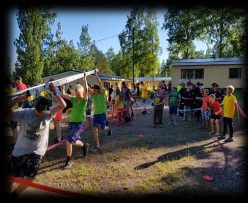 Hela 12 lag ställde upp, från börjar var det 13 men på grund av action-kursens program fick sista laget ställa in, tyvärr.