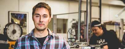 EL- OCH ENERGIPROGRAMMET Är du händig och bra på logiskt tänkande? Intresserad av teknik, el och programmering? Då kan El- och energiprogrammet vara någonting för dig!