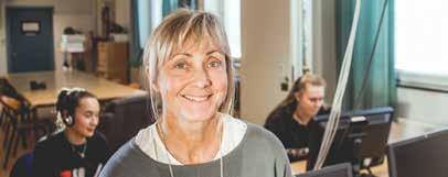 SAMHÄLLSVETENSKAPS- PROGRAMMET Massor av valmöjligheter. Det får du som läser Samhällvetenskapsprogrammet ett högskoleförberedande program för dig som är intresserad av människan och samhället.