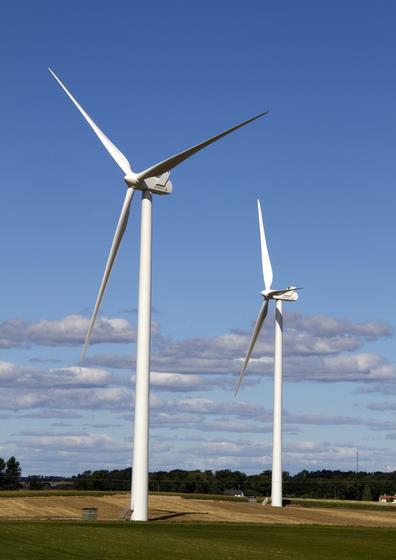 Agenda Om Vattenfall och hur vi jobbar med vindkraftprojekt Kommunikation Vindkraftprojekt Bruzaholm Något om viktiga faktorer