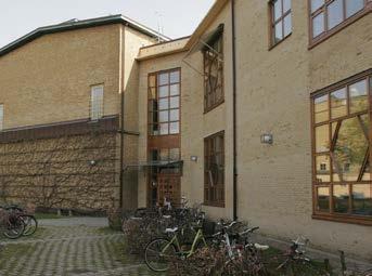 Sammabyggt med den nyare delen av