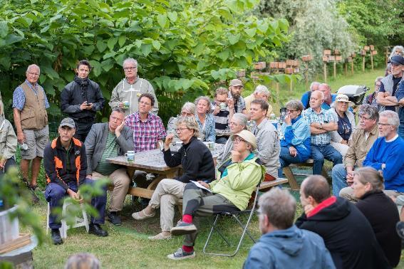 biodling i Östeuropa. Ett 60-tal personer var på plats.