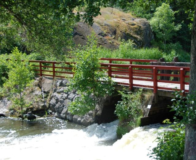 gäller det Vagnhärad där vi nu börjar med att bygga om hela centrummiljön. I nästa steg har orten stor potential för nya bostadsområden.