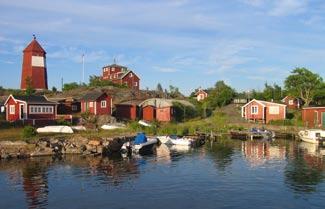 Utflykt till Hävringe 17 juni 2006 Jan-Bertil Sölvin Hävringe hamn och båk.