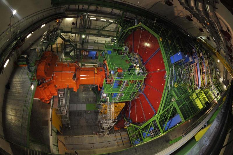 3. Compact Muon Solenoid-projektet Figure 8: