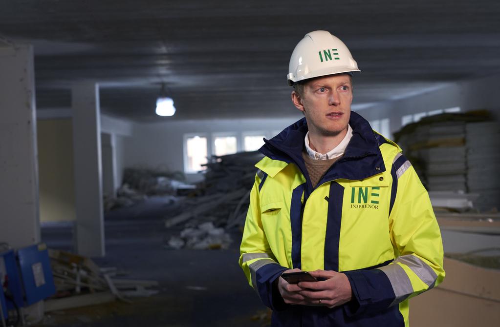 Strax innan sommaren tog han ett rejält kliv i karriären och blev arbetschef, en utveckling som nästan har gått av sig självt, menar han.