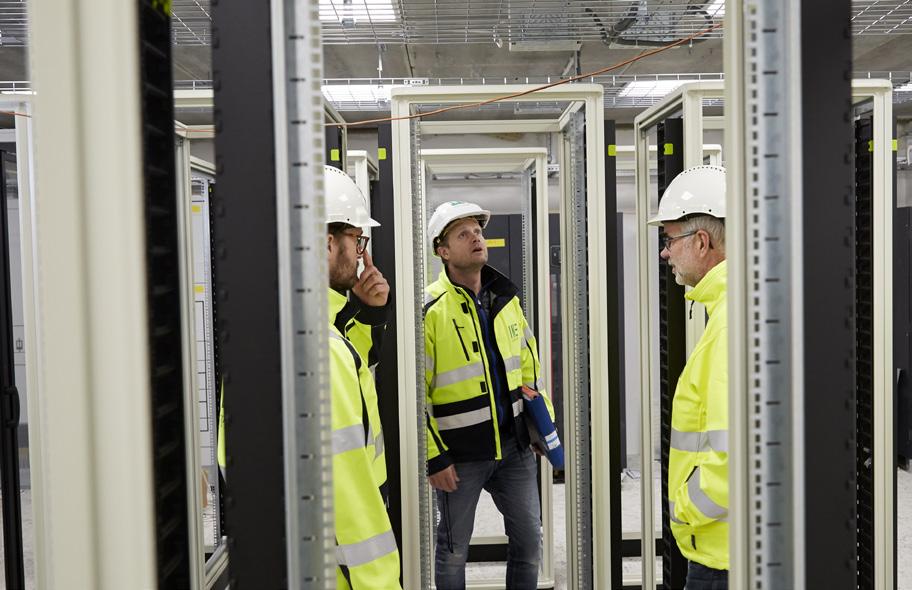 PÅ TOTALENTREPRENAD hyresgästanpassar IN3PRENÖR en kontorsfastighet på cirka 9 400 kvadratmeter i kvarteret Hilton i Frösunda åt Klövern, en fastighetsägare som IN3PRENÖR återkommande arbetar för.