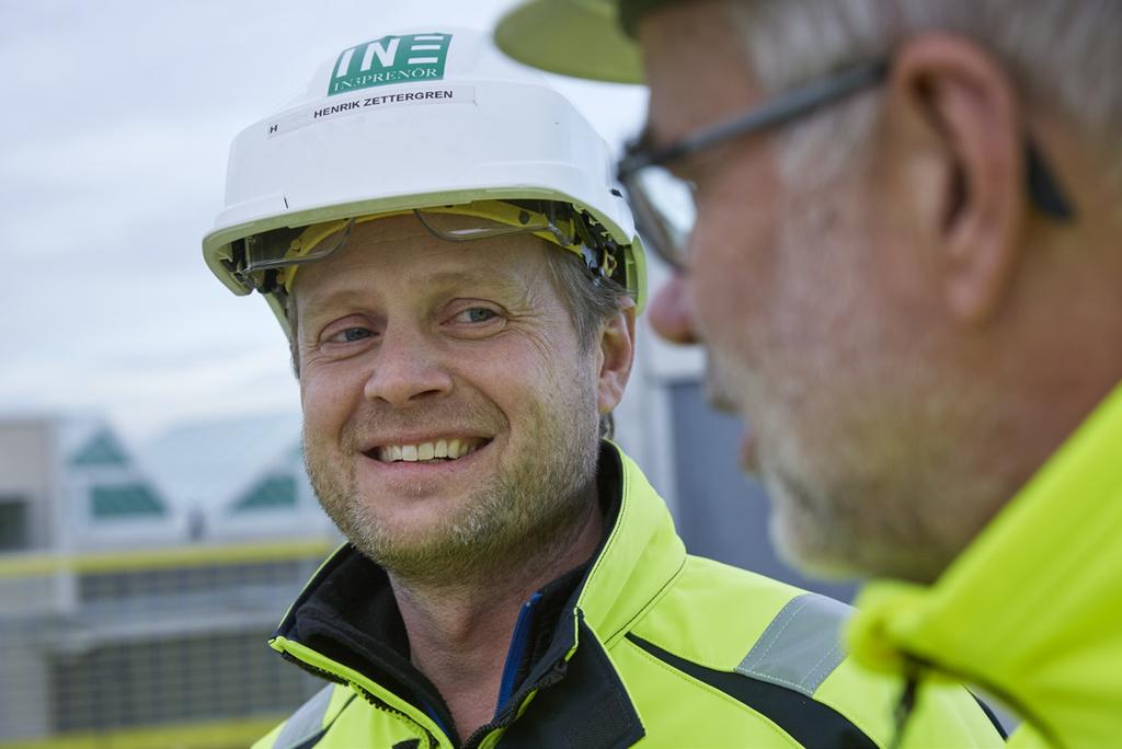 som tar vid efter den timmen. Det handlar inte bara om kraften till de tio datahallarna utan all kraft i fastigheten. - Den här typen av lösningar byggs inte ofta.
