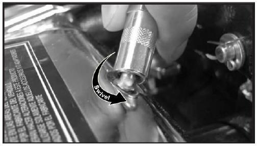 Press the ON/OFF switch to activate the grease gun.