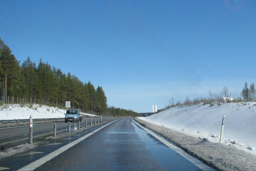 Introduction Water sensitivity is a very important property in the Nordic countries on asphalt pavements.