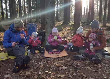 Här följer lite axplock plockat från facebook: Mullegruppen Riddarstenarna har haft ytterligare en fantastisk dag i skogen!