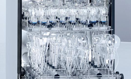 Miele fördelar som lönar sig dagligen Laboratoriediskmaskiner från Miele Professional möjliggör en rengöring av laboratorieglas och laboratorieutrustning som klarar en renhetsanalys.