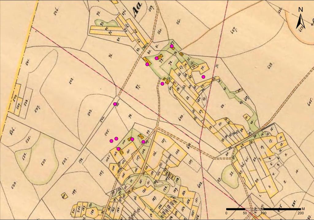 7 Fig.2. Karta från 1869 över Fjällboda. De rosa markeringarna är samma som på ovanstående karta och här syns att de i huvudsak överensstämmer med de hus som fanns i byn 1869. 2.1.2 Inventering av skogens kulturarv i Lövångers socken I samband med planeringen av projektet valdes Lövångers socken ut som inventeringsområde.