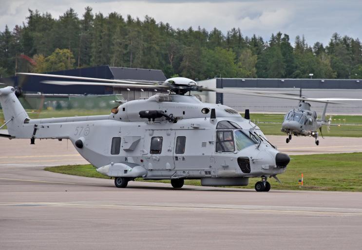 Information från Helikopterflottiljen och Aurora 17. Årets stora händelse i Försvarsmakten är naturligtvis Försvarsmaktsövning Aurora 17, den största övningen på 23 år.