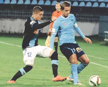 FOTO TASR/HENRICH MIŠOVIČ Slovanisti v doterajších dvoch vystúpeniach v Slovnaft Cupe (v 1. kole mali voľno) zaznamenali proti piatoligovým súperom Varínu a Vinici zhodne jednoznačné víťazstvá 8:0.